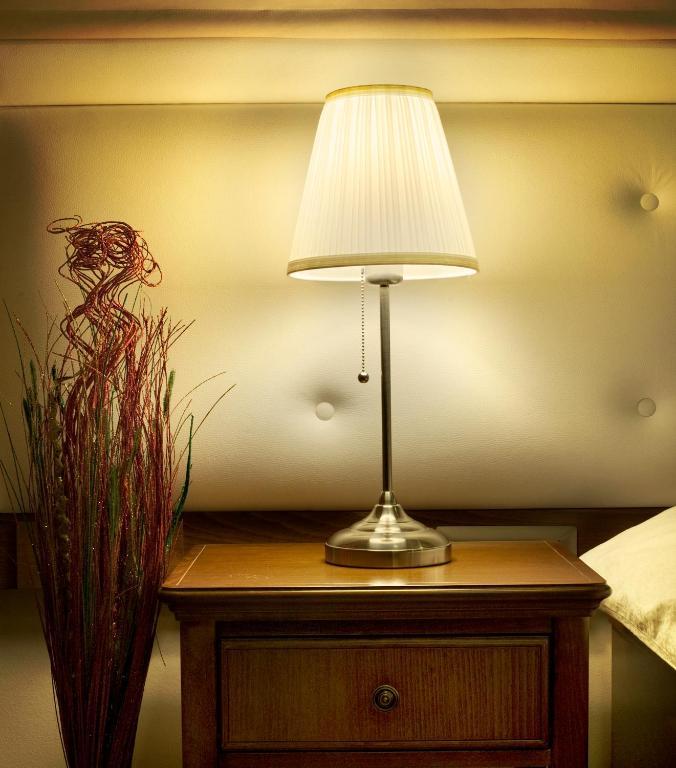 Hotel Dbh Bucarest Extérieur photo