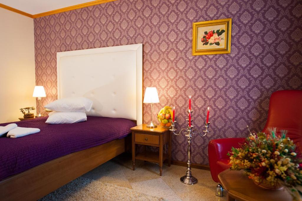 Hotel Dbh Bucarest Chambre photo