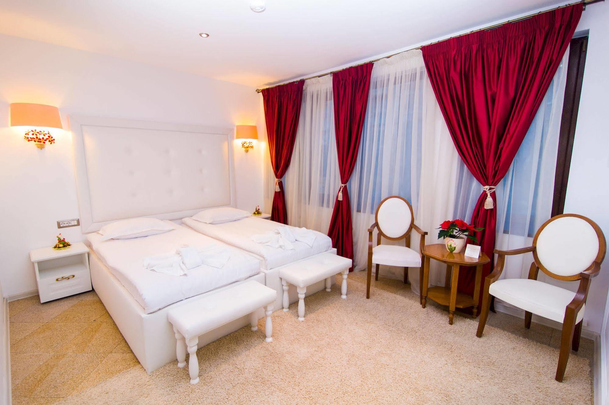 Hotel Dbh Bucarest Extérieur photo