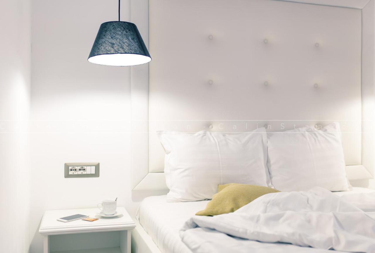 Hotel Dbh Bucarest Extérieur photo