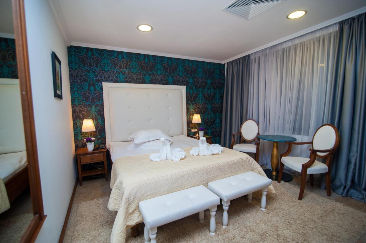 Hotel Dbh Bucarest Extérieur photo