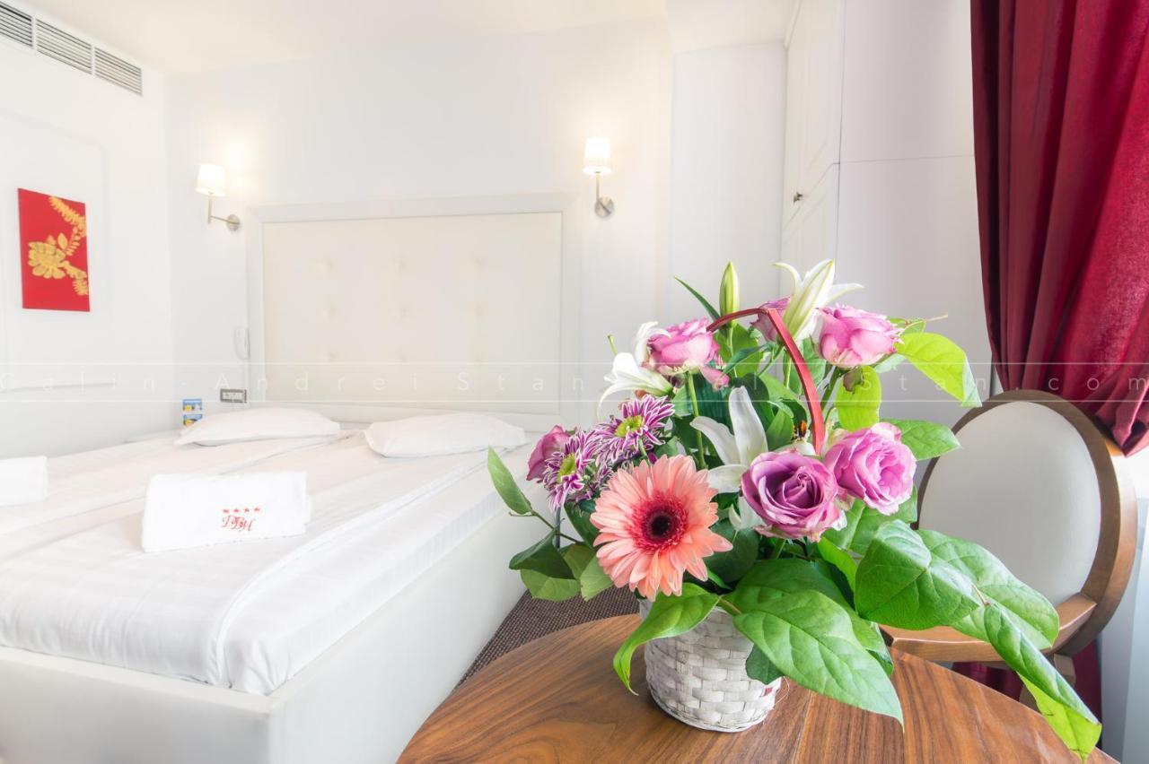 Hotel Dbh Bucarest Extérieur photo